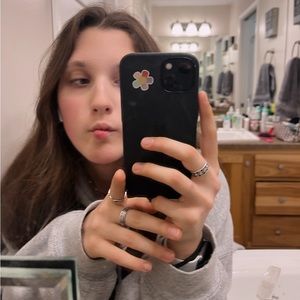 Meet your Posher, Grace